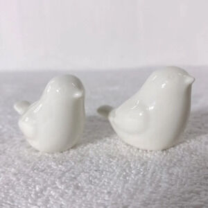 Vintage Ceramic Tiny White Dove Salt &  Pepper Shakers